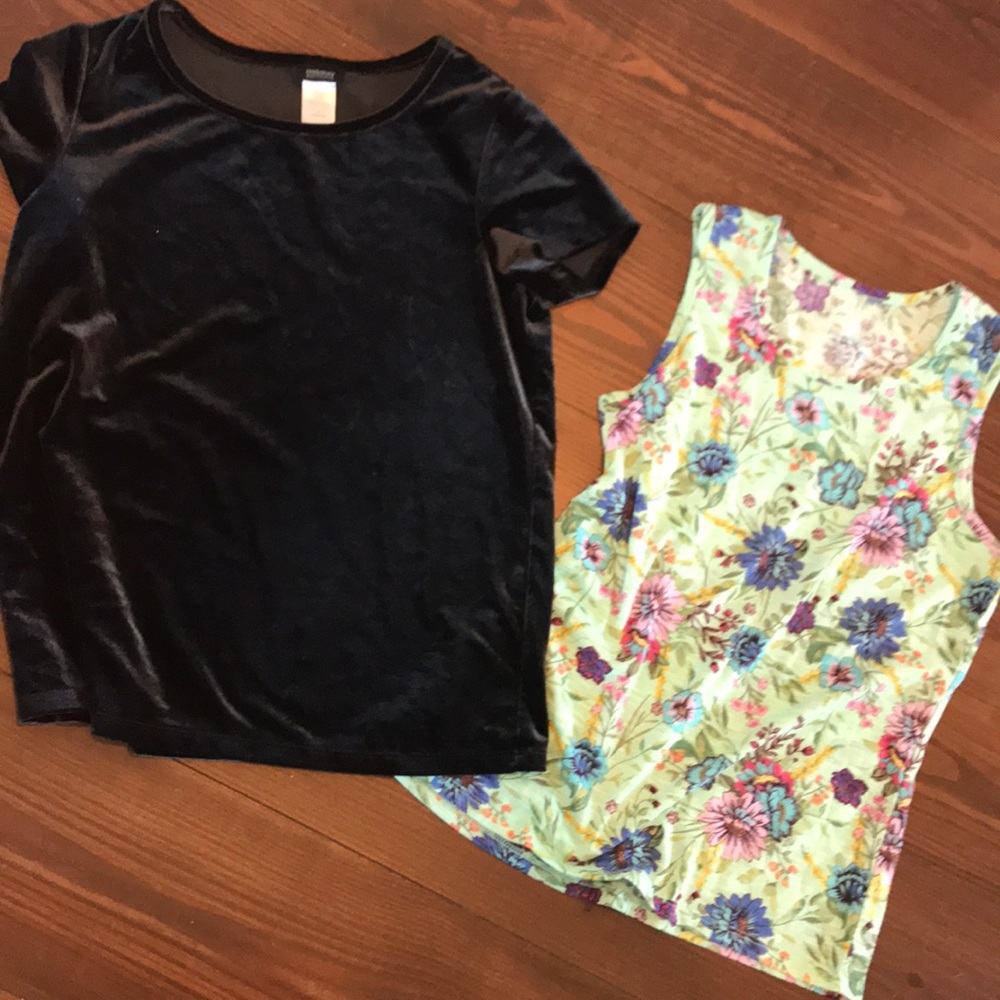 2 shirts girls